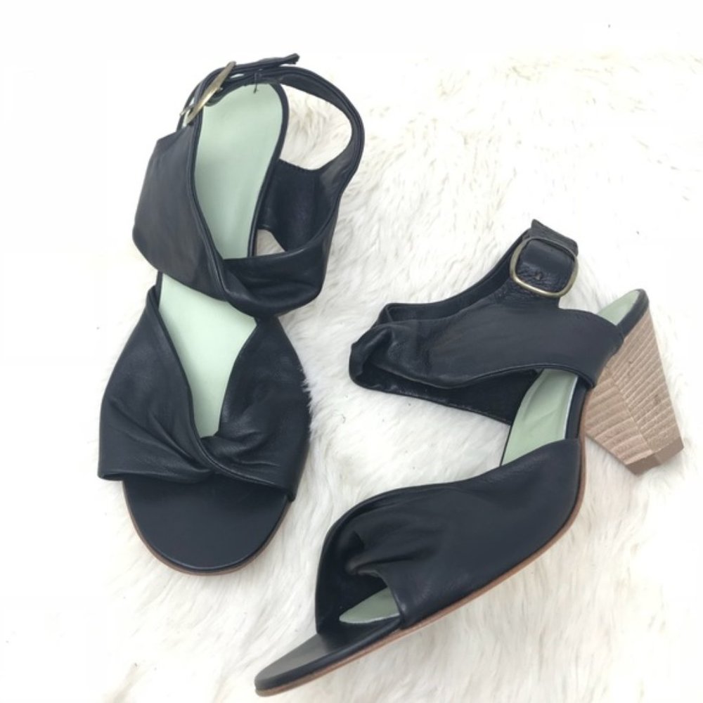 Gidigio Italian Soft Buttery Leather Sandal Stacked Heel Slingback Black